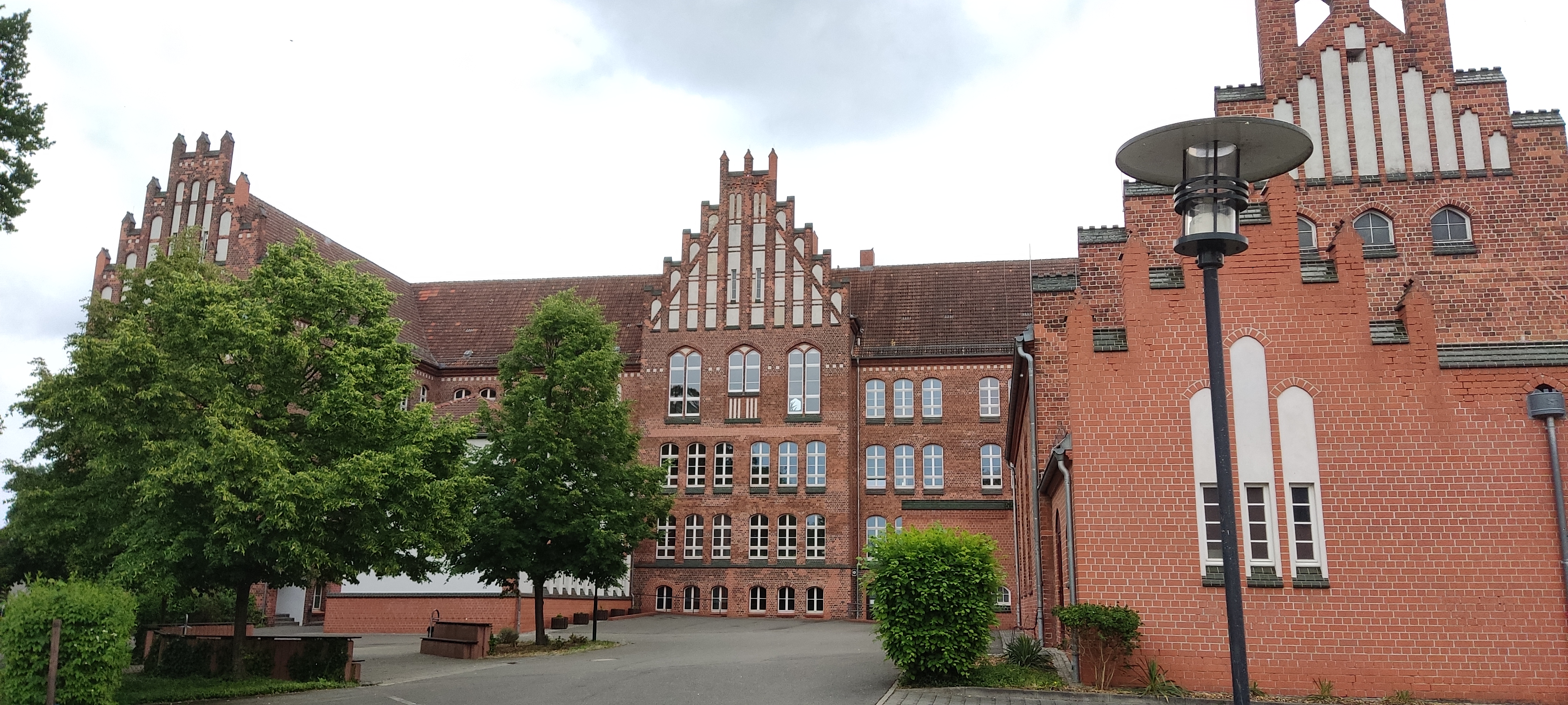 Hofansicht BOS Spremberg