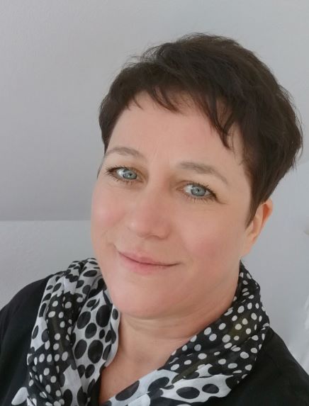 Frau Silke Gresser