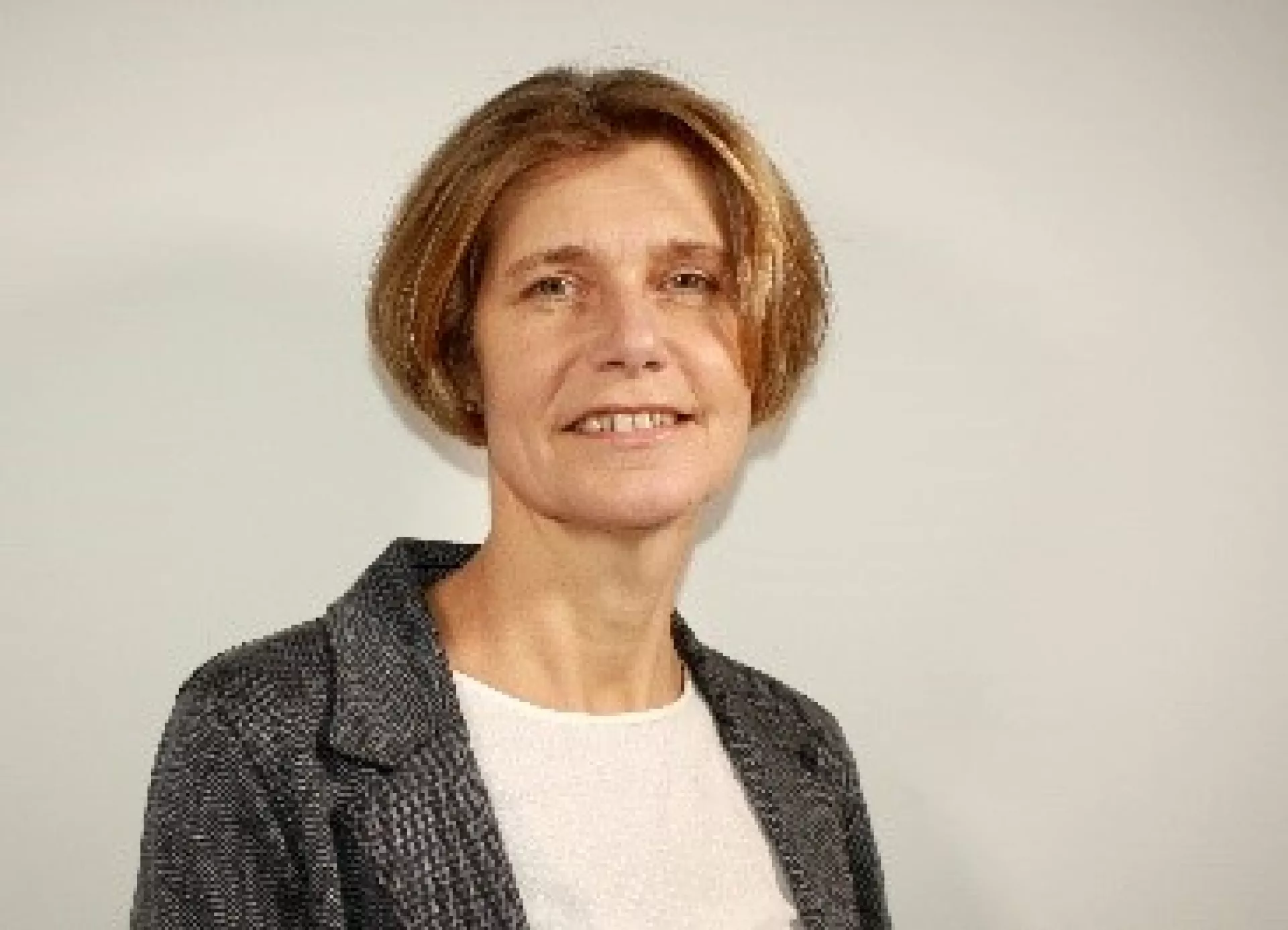 Frau Angela Christophersen
