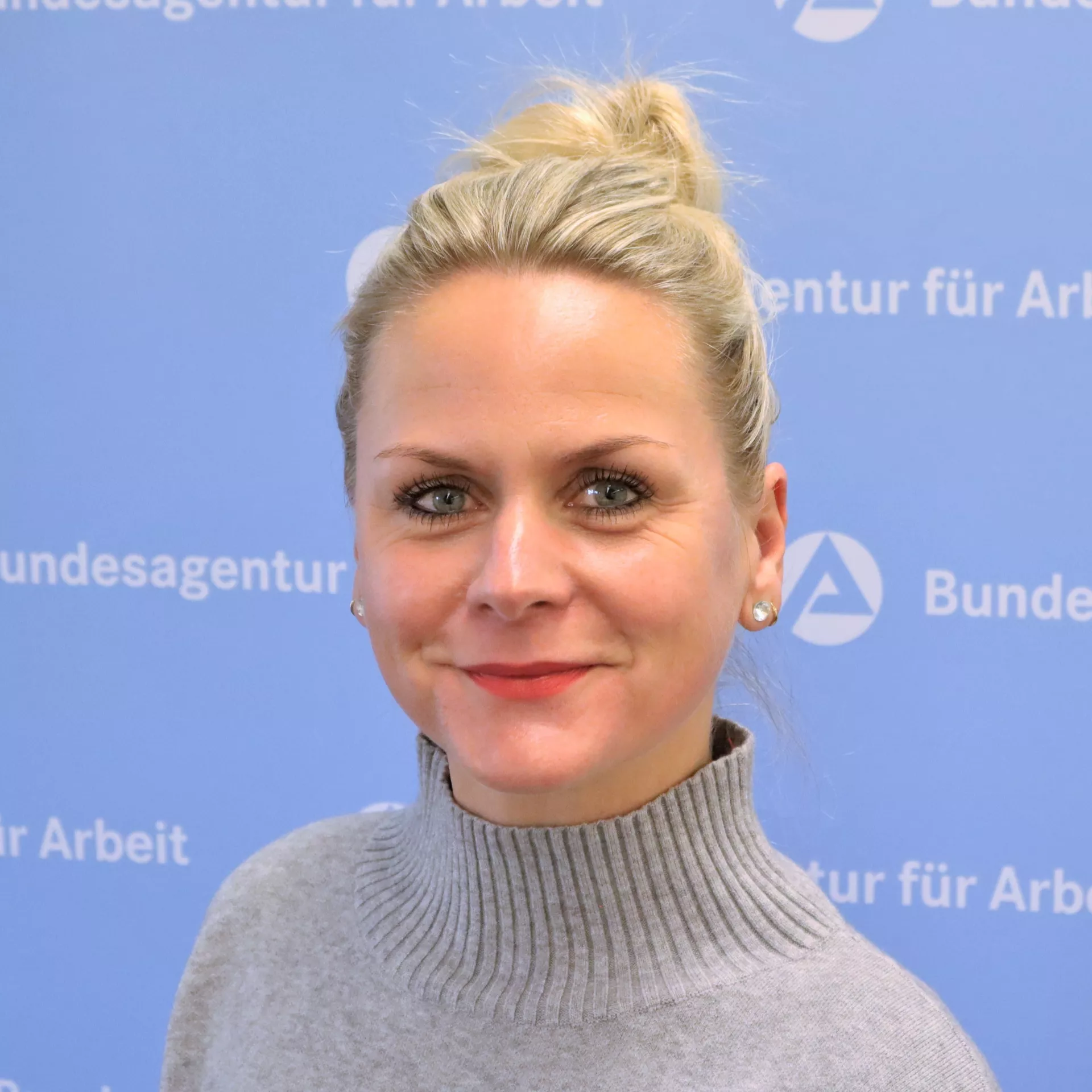 Frau Sabine Weber