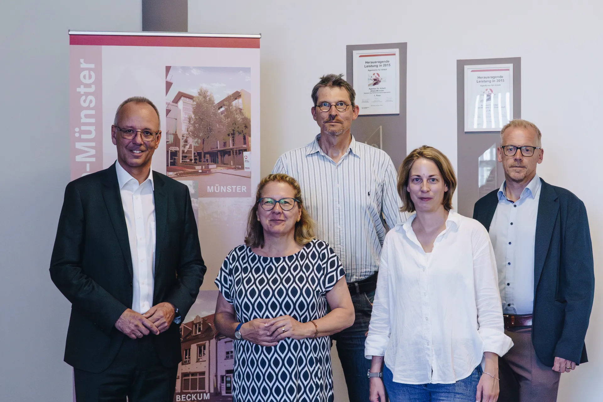 Herr Fahnemann, FrauSchulze, Herr König, Lena Dhaliwal und Christoph Cramer