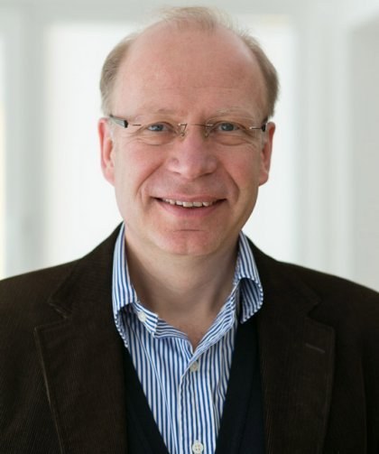 Porträt Dr. Volker Reinken