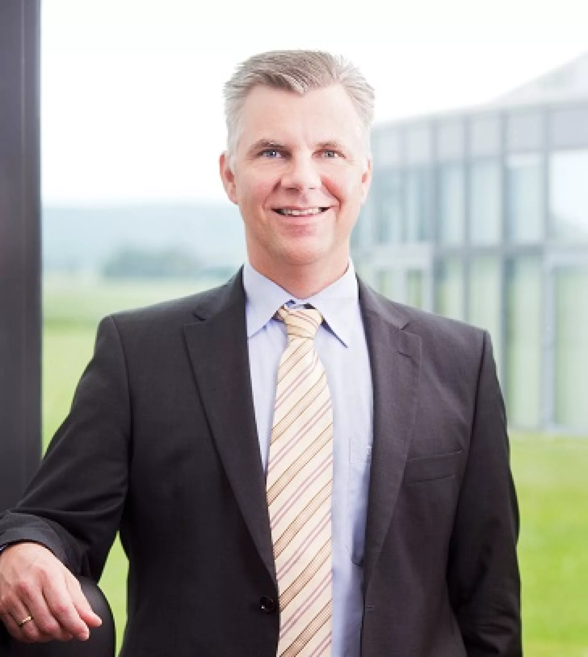Ein Porträt des Geschäftsführers der Micronex GmbH Torsten Bethke