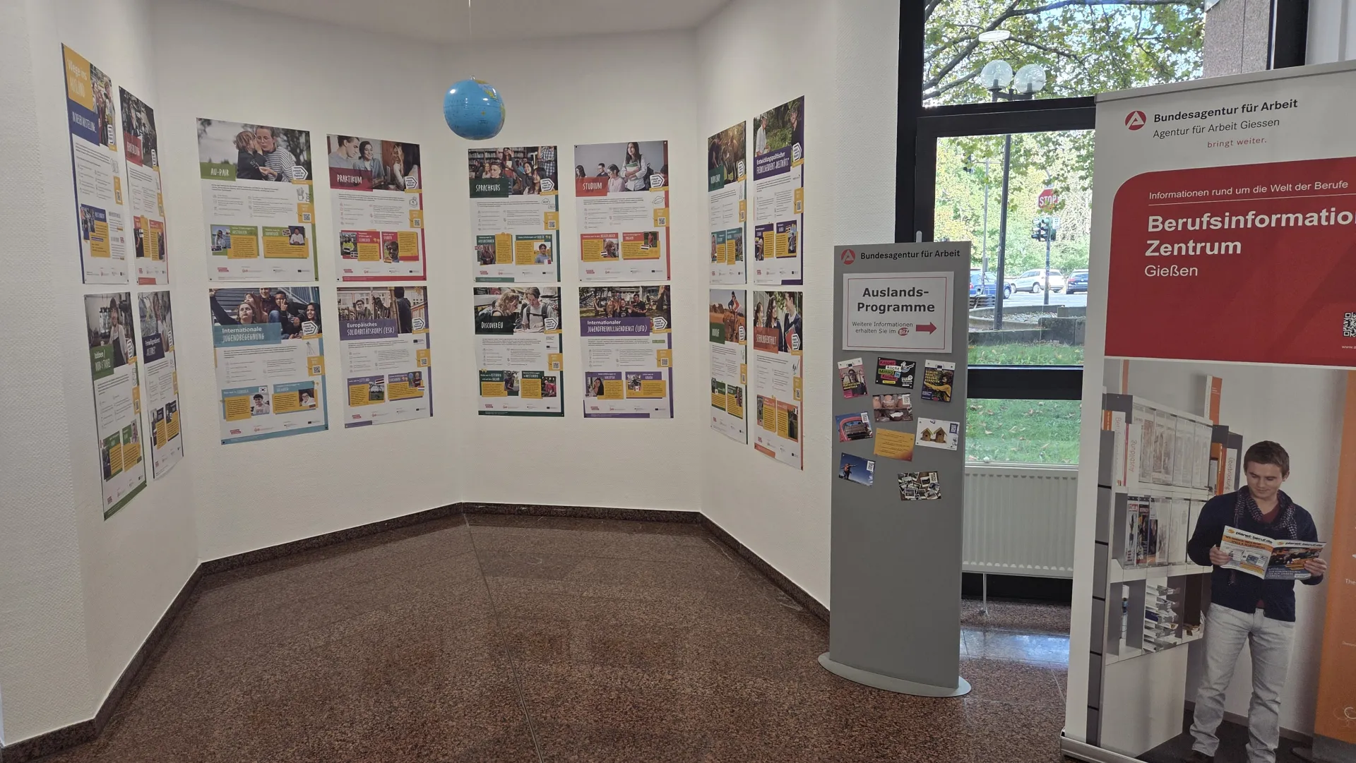 Bild der Ausstellung über Auslandsprogramme von Eurodesk